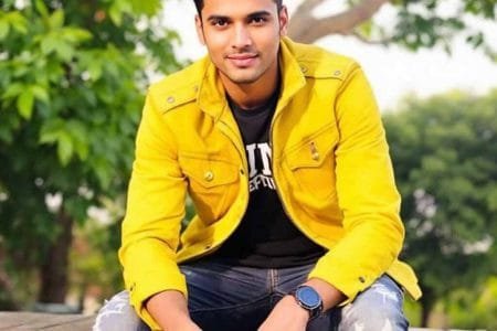 abhijeet sawant net worth byboe