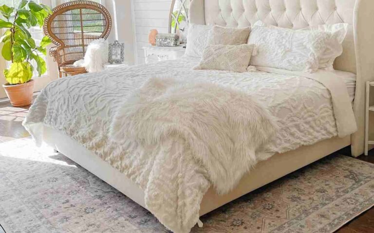 what size rug fits under king bed